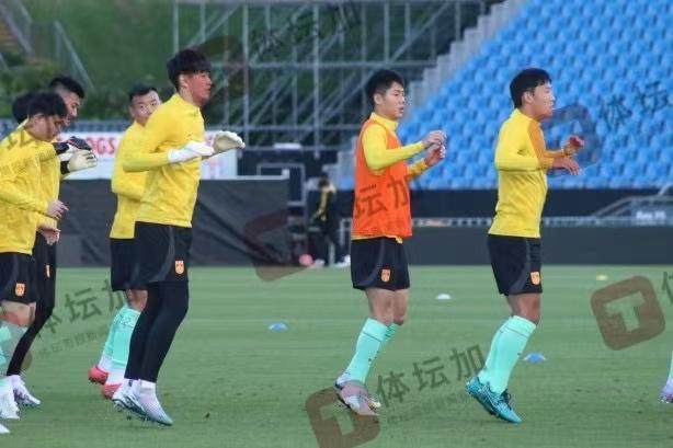 皇冠新体育-新国足首秀不排斥以老带新 押宝三核或催生四初哥